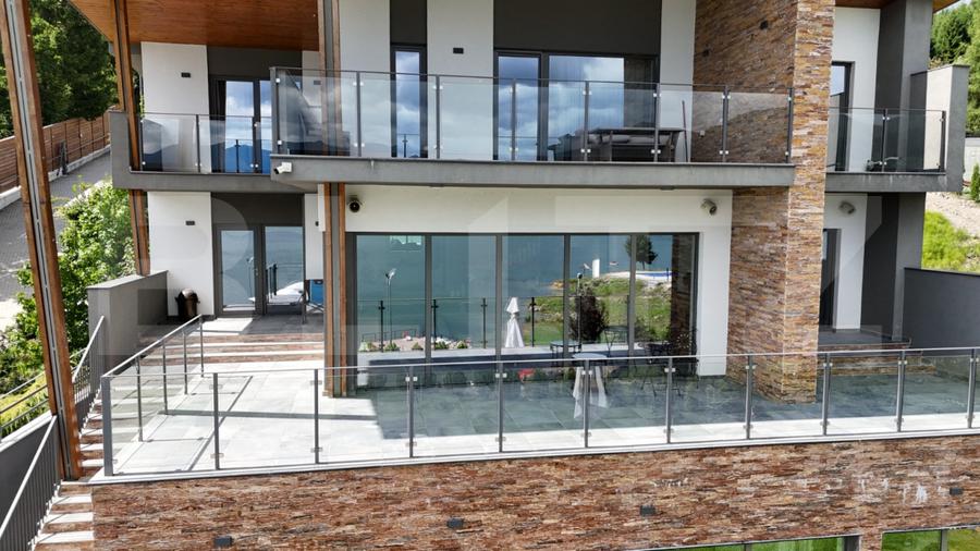 LAKE VIEW RESORT – Proprietate exclusivistă pe malul Lacului Colibița