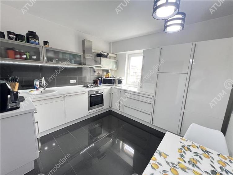 Apartament 3 camere mobilate utilate 2 bai pivnita zona Turnisor Sibiu