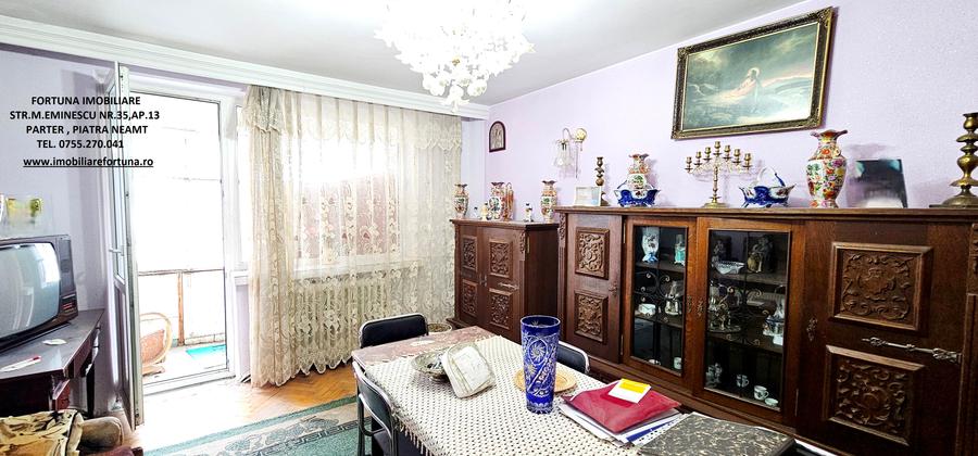 Apartament 4 camere, cu boxa, Bd.Traian, zona BCR