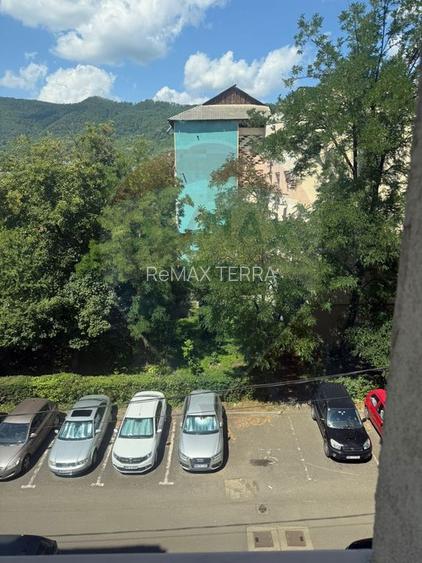 DE INCHIRIAT APARTAMENT LUX  zona Vivo Mall - 8