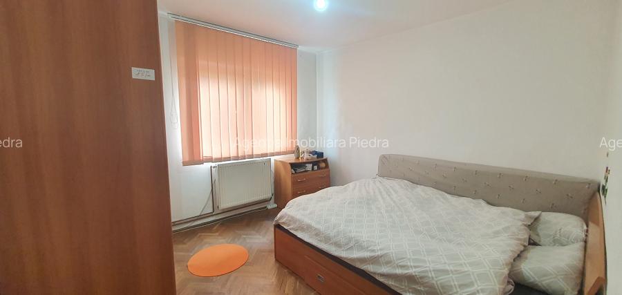 Inchiriez apartament 2 camere,decomandat,zona Calea Dumbravii ( Dioda ),etaj 3 - 4