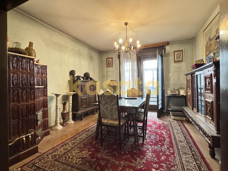 Apartament de vânzare | Ultracentral | 3 camere | Garaj | Boxă