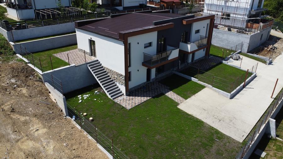 Vila de vanzare Valea Adanca