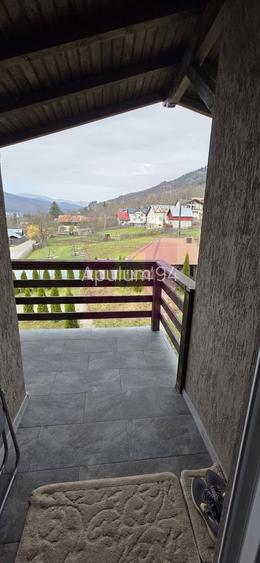 Vila de vacanta cu 4 camere de vanzare in Valea Doftanei