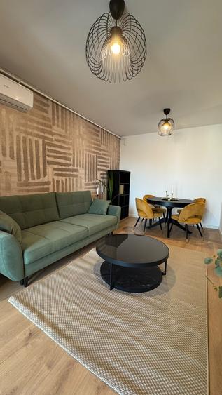 Hils Titanium-metrou, 2 camere mobilat utilat-TOTUL NOU