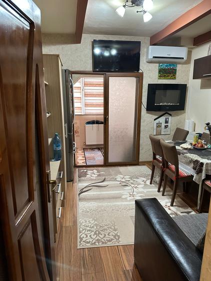 Chirie apartament 2 camere Vradet mobilat si utilat 300eur/luna