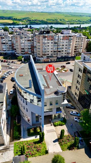 SE INCHIRIAZA Birouri de diferite marimi, ultracentral in FALTICENI, jud.Suceava