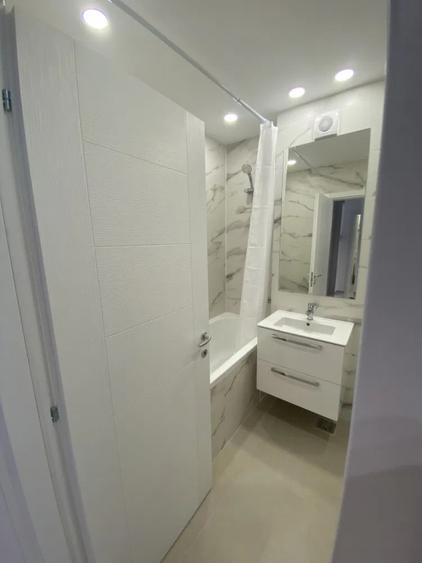 Garsoniera | Hils Brauner | Centrala | Balcon | Metrou | AC