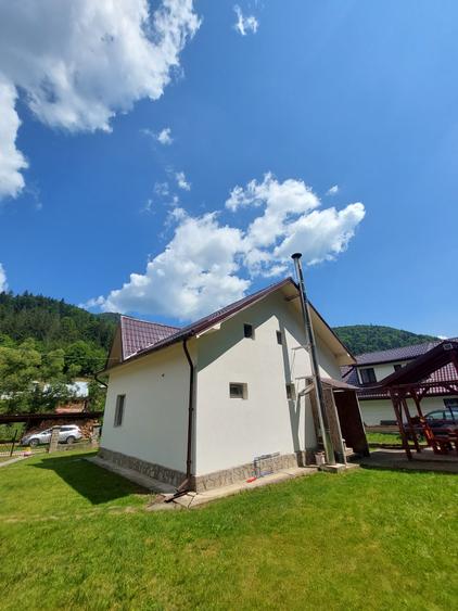 Casa de vanzare Izvoru Muntelui (Judetul NEAMT)