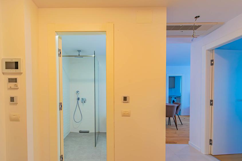 Apartament nou mobilat, liber, parcare subterana, TVA zero -City Point