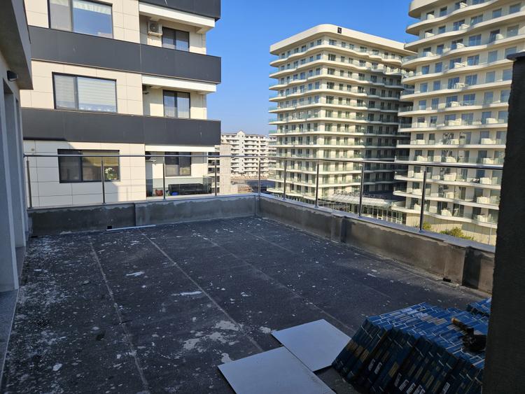 PENTHOUSE | MAMAIA NORD | VEDERE LA LAC