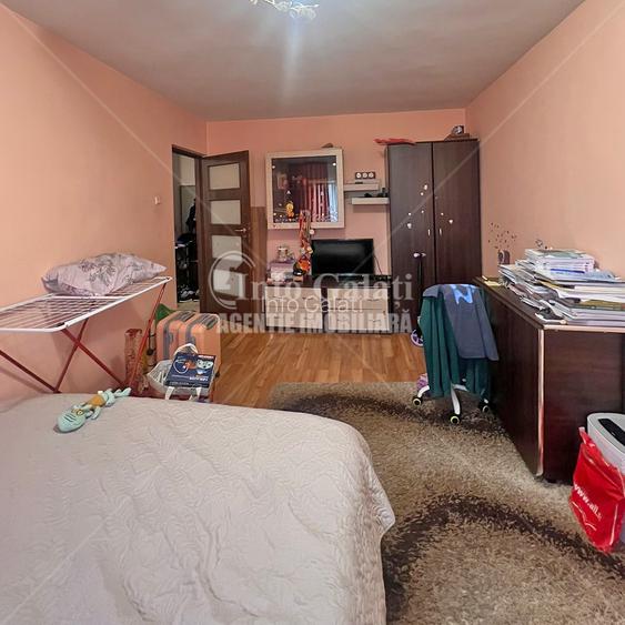 | Apartament cu 3 camere | Micro 20 | Mobilat | - 4