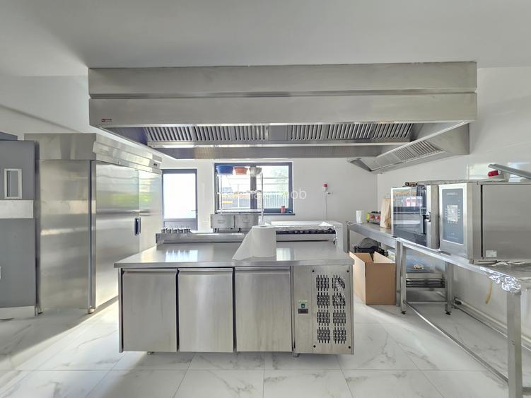 Spațiu comercial la parter de casa, teren 300mp, Râșnov - 6