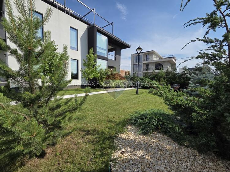 Casă modernă cu 7 camere | Focșani Est | Lux și confort - 46
