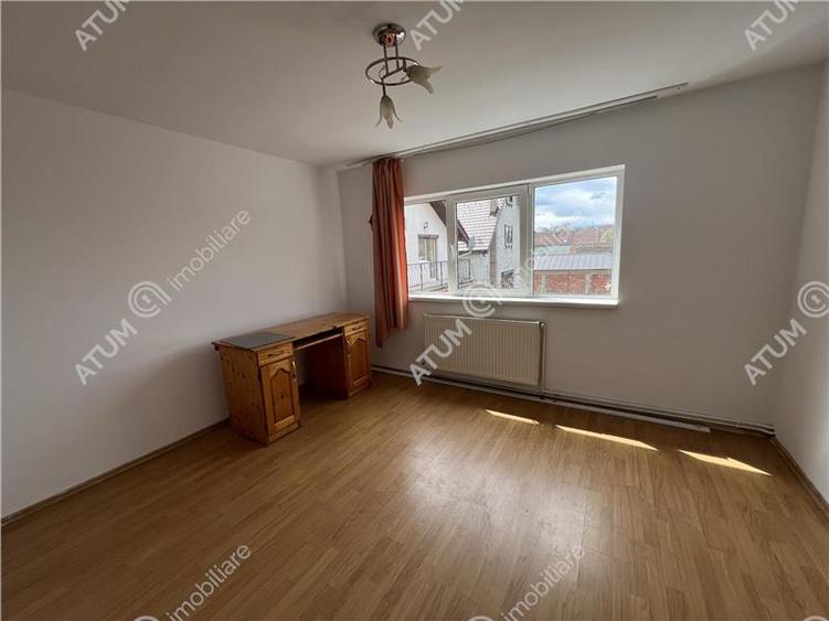 Apartament cu 3 camere si balcon la etajul 1 zona Trei Stejari Sibiu
