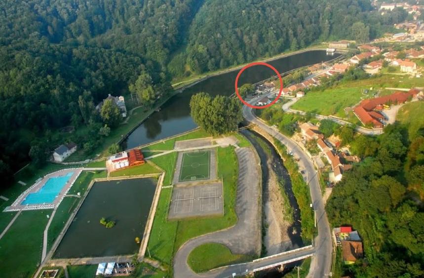 Casa de vânzare P+M in Reșița, Zona Lend