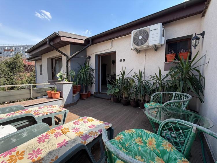 Casa Radio / Cismigiu / Vila cu curte / 4-5 Camere / Parcare