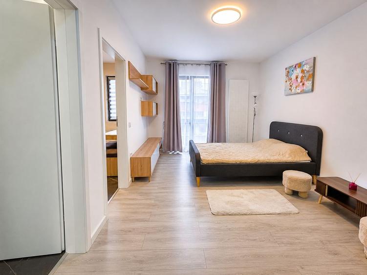 NU E GARSONIERA-E BAZA TA DE OPERATIUNI / ADM RESIDENCE / PARCARE