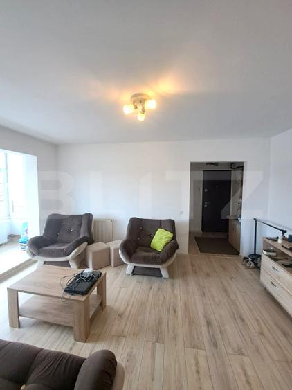 Apartament 2 camere, 50 mp, etaj intermediar – Liceul Antipa / Spitalul Judetean