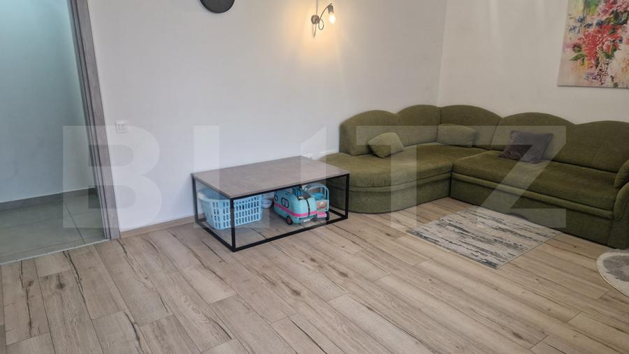 Apartament nou cu 3 camere, 2 bai -76 mp, decomandat, cu balcon -Tractorul