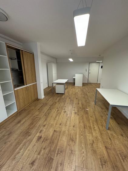 Birou modern 68 mp în Pipera – Parcare inclusa