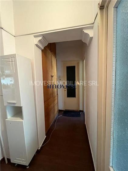De inchiriat: Apartament cu 4 camare in zona Centrala - 10
