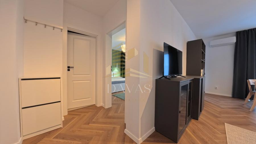 Apartament de 2 camere semidecomandat | Între Lacuri