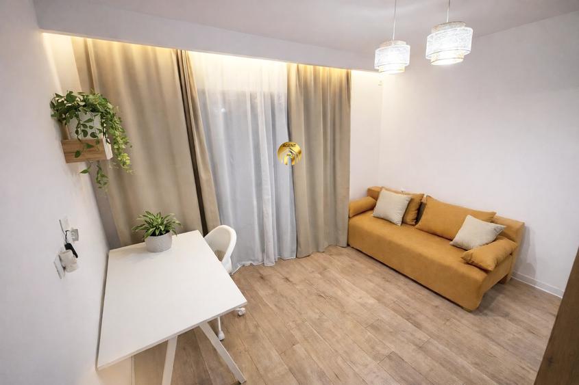 Casa de Mijloc in Triplex - 3 camere - Mobilata Utillata - Disponibila Imediat!