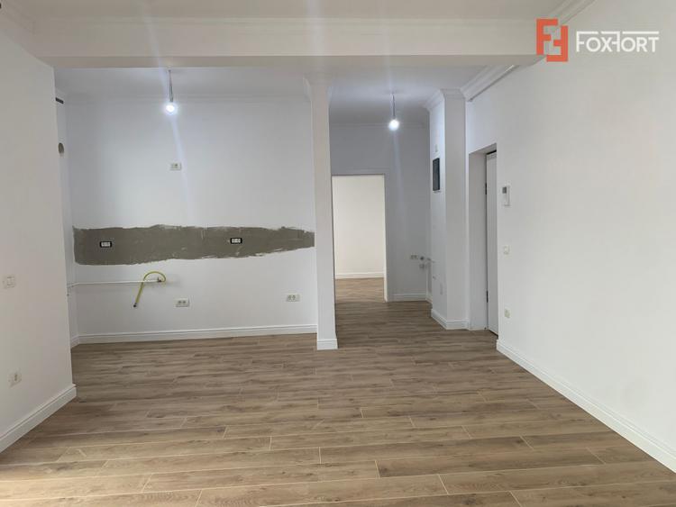 Apartament cu 3 camere si curte de 58 mp - Dumbravita