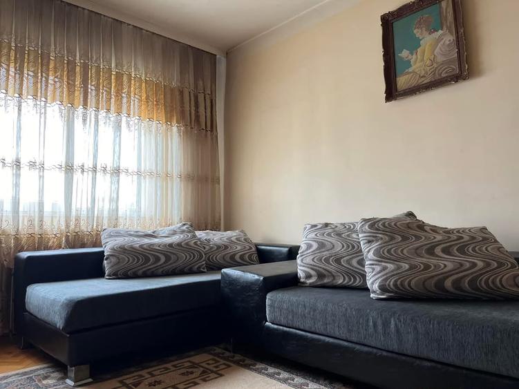 Apartament 3 camere, Tip PB, 68 mp utili, Etaj 3, Zona Decebal,Oradea.