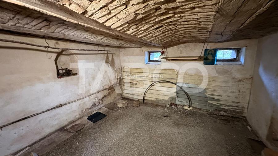 Casă individuala de vanzare cu 800 mp de teren in sat Rusi din Sibiu - 9