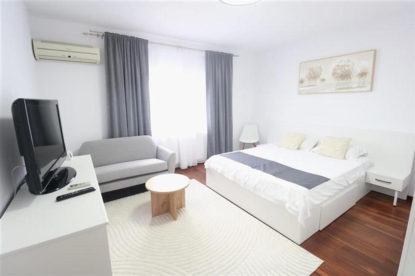 Apartament 1 camera in Complex Rezidential, centrala proprie , zona Aradului