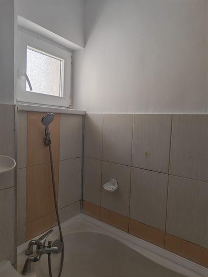 Apartament 3 camere zona Zimbru