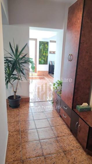Apartament cu 2 camere - terasă de 60 mp – Zona Progresului, Str. Culturii - 11