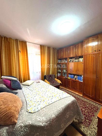 Apartament 2 camere 52mp zona Crsain mobilat Pret 60000eur neg - 2