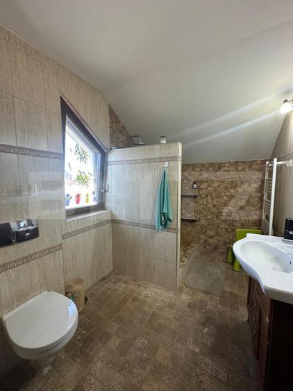 Casă spațioasă cu teren 1000 mp | 5 dormitoare | Terasă 43 mp, Bod
