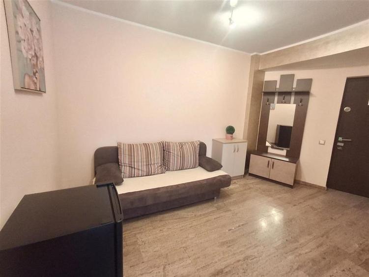 Studiou de lux cu balcon 40 mp utili in zona Centrala