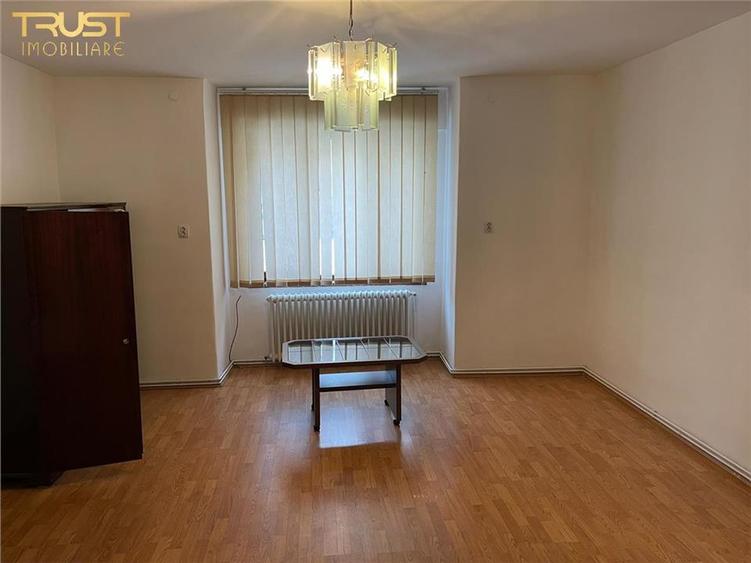 Casa 80 MP l 3  Camere l Pretabil BIROU l Curte