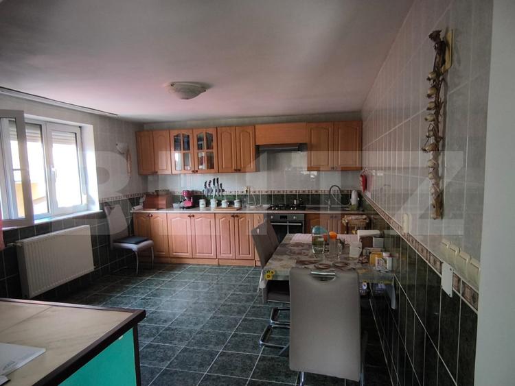 Casa 250 mp utili, 1450 mp teren, zona Balta Verde
