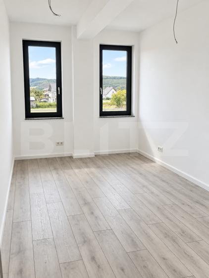 Apartament 3 camere, 64,5 mp + terasă, Zona de Sud, finisaje premium