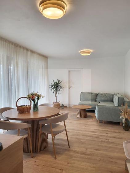 Apartament modern cu 3 camere | 2 băi - parcare | Locație excelentă