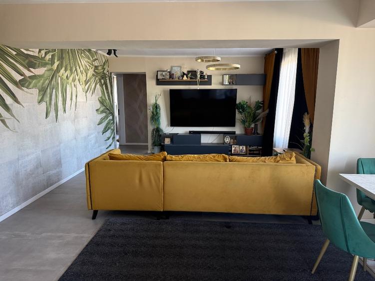 Apartament de vânzare zona Brancoveanu-Alunisului