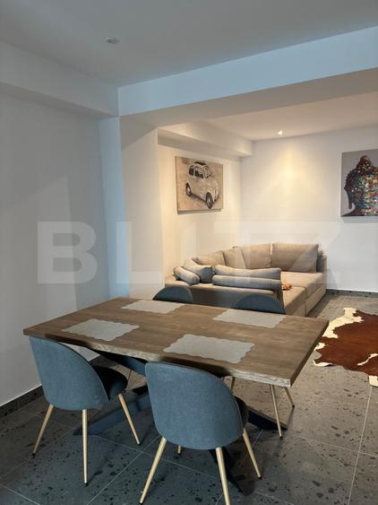 Apartament cu 2 camere, 60 mp, zona Centrala