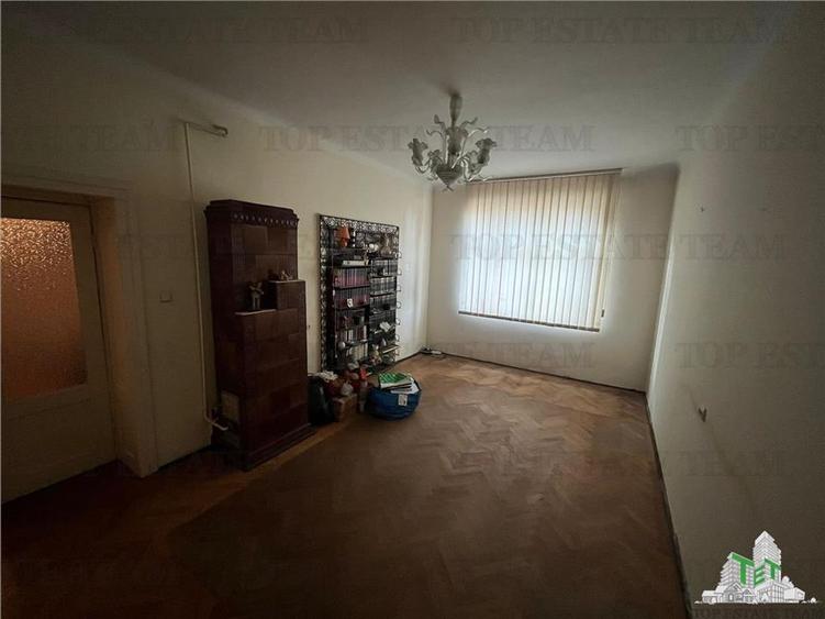 Apartament 2 camere, etaj 1, aproape de Piata Domenii zona linistita.