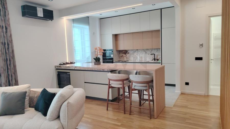 REA1027654 Penthouse tip duplex 3 camere Luxuria Residence