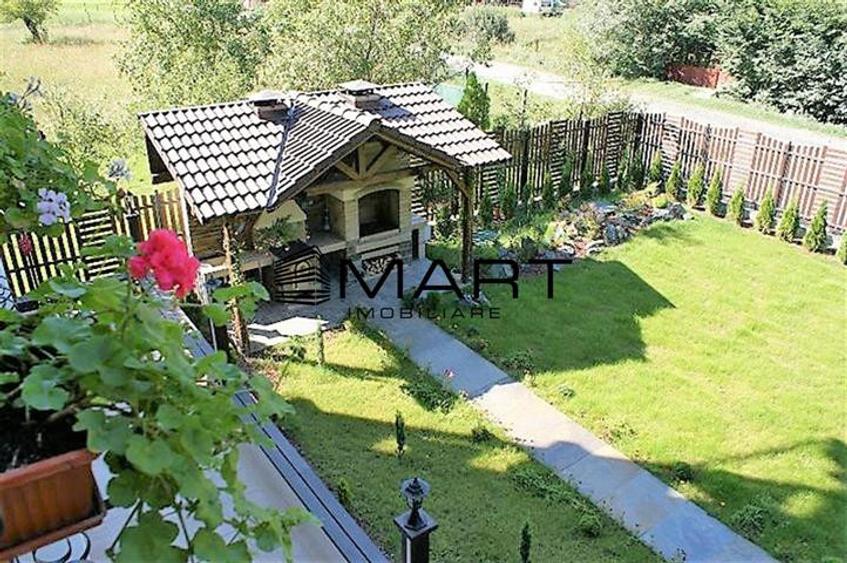 Pensiune 12 camere teren 200mp Valea Lotrioarei