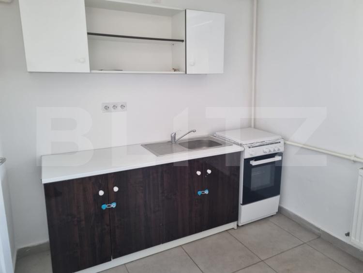 Apartament 3 camere, 72mp, zona garii