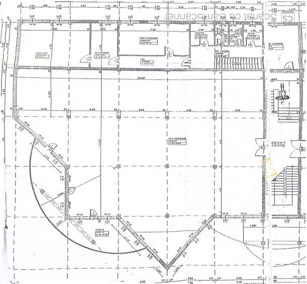 Spatiu Comercial cu vitrina, 365 mp, teren 800 mp, zona Libertatii Sanovil