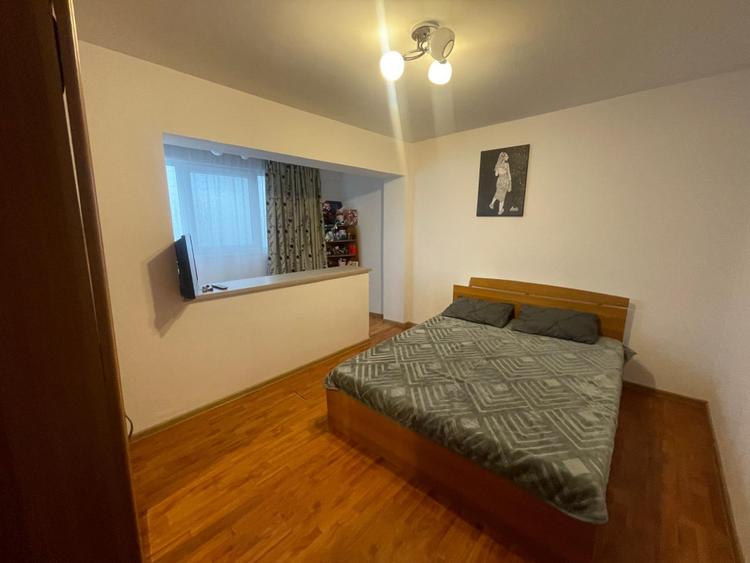 Apartament spatios 2 camere, zona Valea Rosie - aproape de Piata