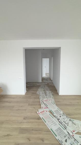 Apartament 3 camere, an 2025
